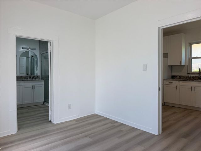 8316 N KLONDYKE STREET, Tampa, FL 33604