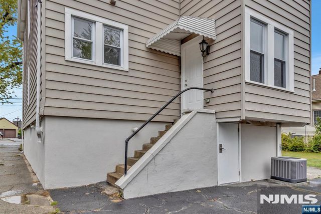 216 Phillips Avenue 1FL, South Hackensack, NJ 07606