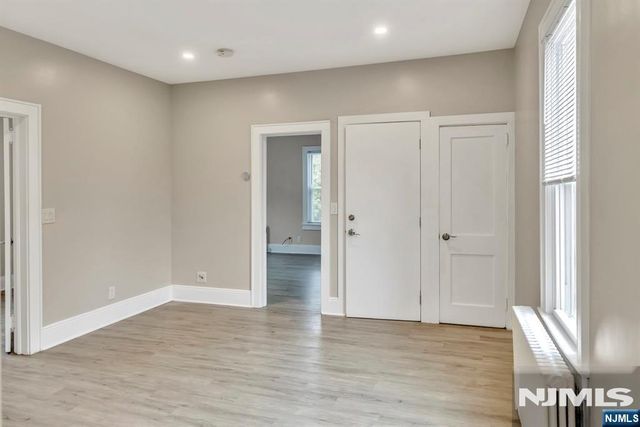216 Phillips Avenue 1FL, South Hackensack, NJ 07606