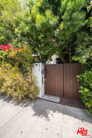 417 Venice Way, Los Angeles, CA 90291