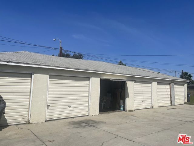 1131 W Spruce Street, Compton, CA 90220