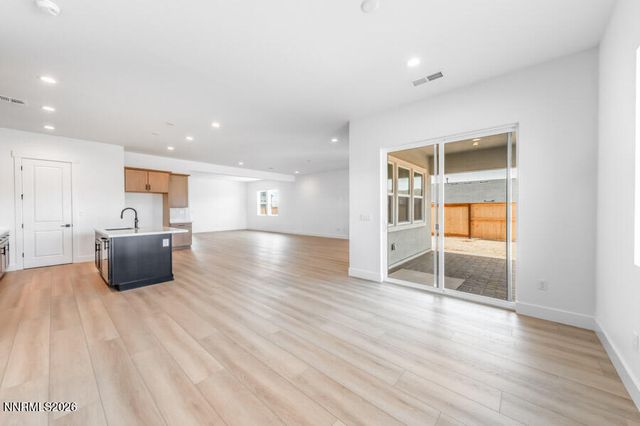 521 La Tray Drive Willows 69, Sparks, NV 89441