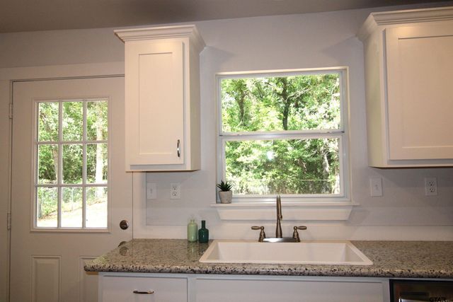 136 Long Shadow, Murchison, TX 75778