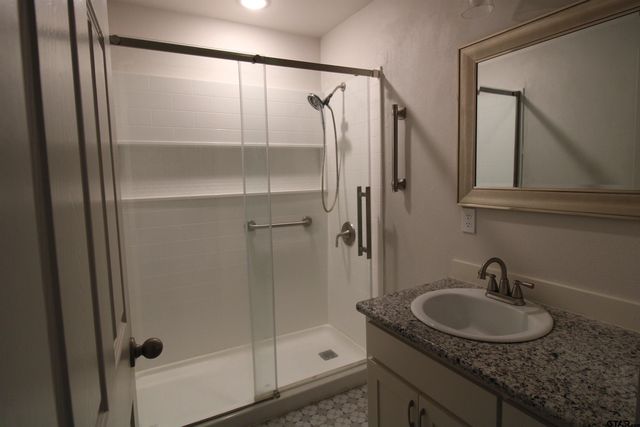 136 Long Shadow, Murchison, TX 75778