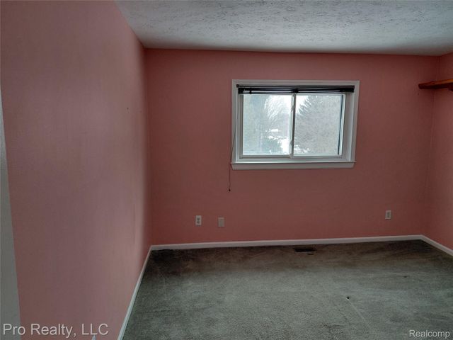 8445 Crestshire Drive, Augusta Charter Township, MI 48197