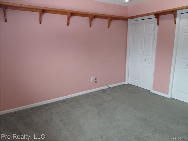 8445 Crestshire Drive, Augusta Charter Township, MI 48197