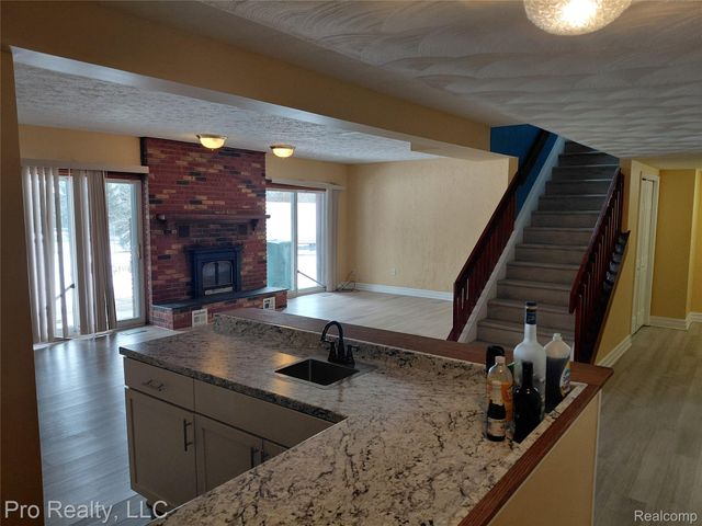 8445 Crestshire Drive, Augusta Charter Township, MI 48197