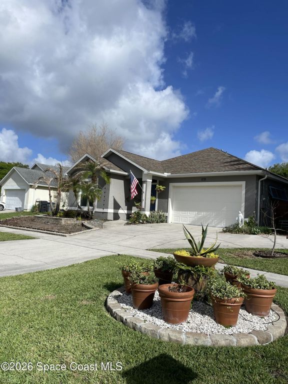 5513 Oak Hollow Drive, Titusville, FL 32780