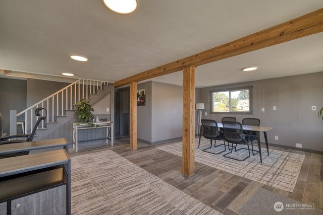 40 Main Street, Pacific Beach, WA 98571