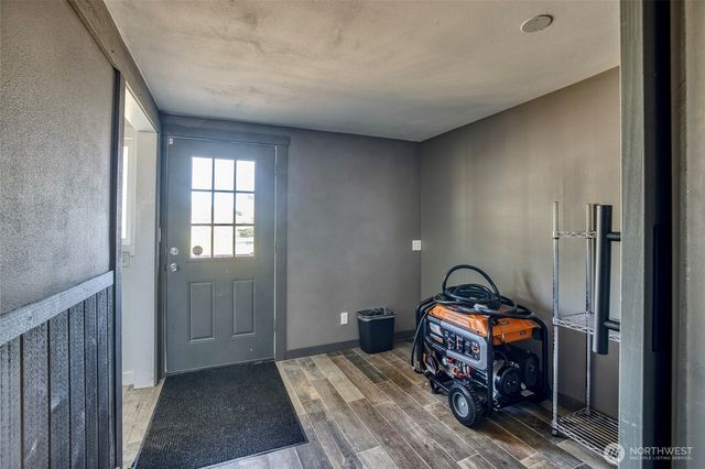 40 Main Street, Pacific Beach, WA 98571