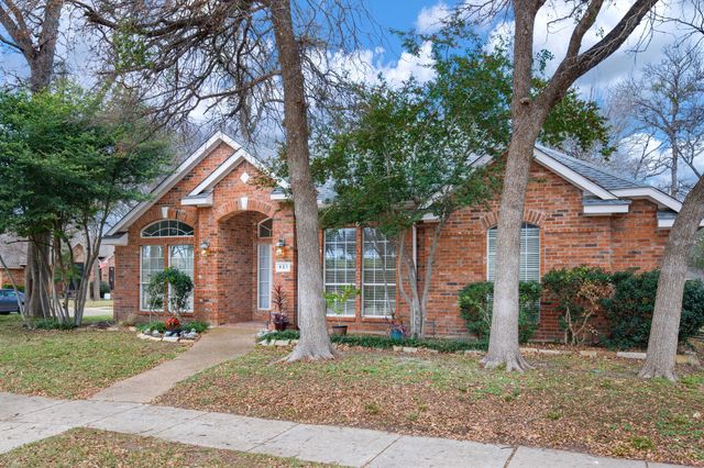 921 W Muirfield Road, Garland, TX 75044