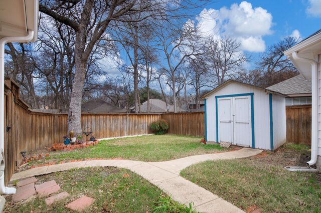 921 W Muirfield Road, Garland, TX 75044
