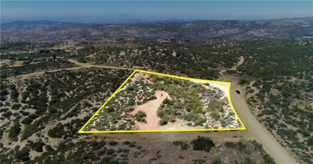 887 Forest Springs, Aguanga, CA 92536