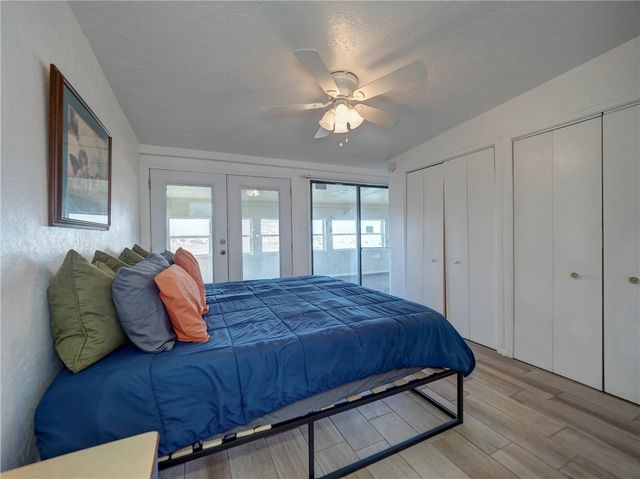 14300 S Padre Island Dr 197, Corpus Christi, TX 78418