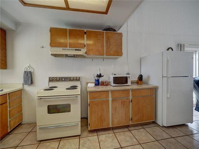 14300 S Padre Island Dr 197, Corpus Christi, TX 78418