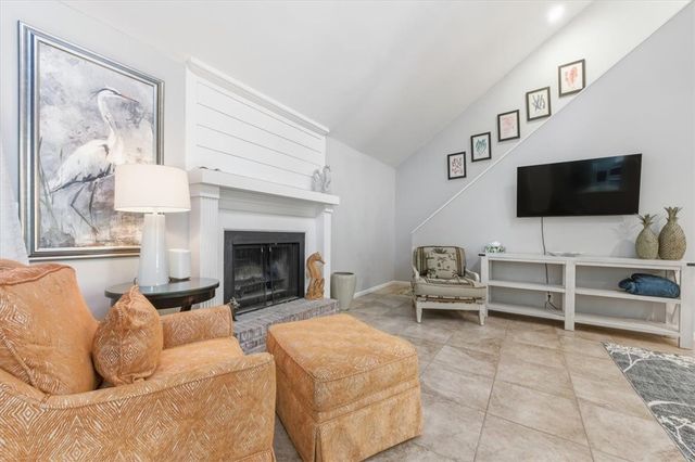 241 Broadway Street, St Simons Island, GA 31522