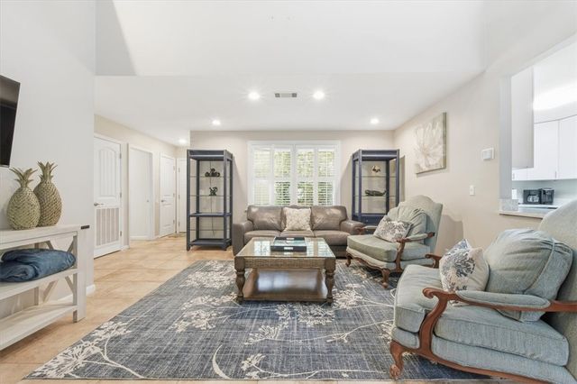 241 Broadway Street, St Simons Island, GA 31522