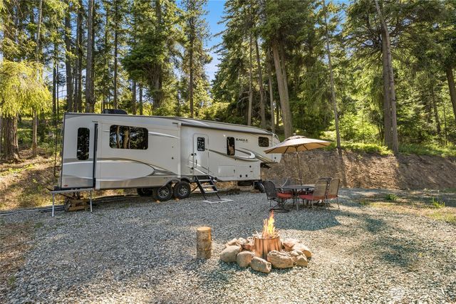 180 Horse Heaven Road, Cle Elum, WA 98922