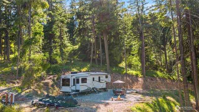 180 Horse Heaven Road, Cle Elum, WA 98922