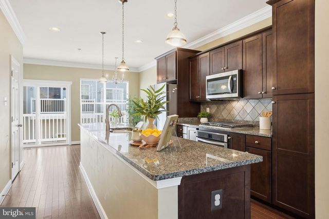 7205 BARRBERRY LN, Beltsville, MD 20705