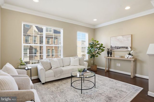 7205 BARRBERRY LN, Beltsville, MD 20705