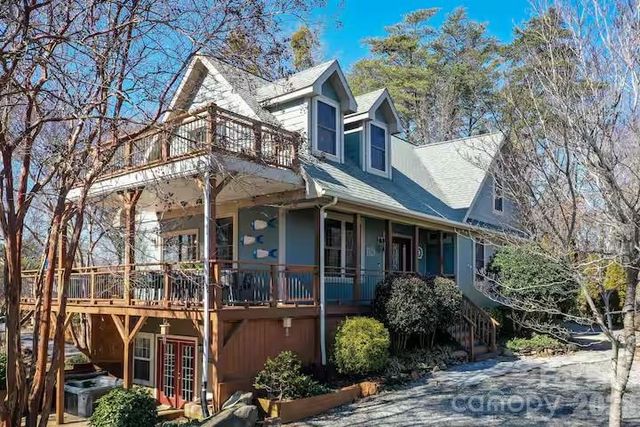 158 Pearson Circle, Lake Lure, NC 28746