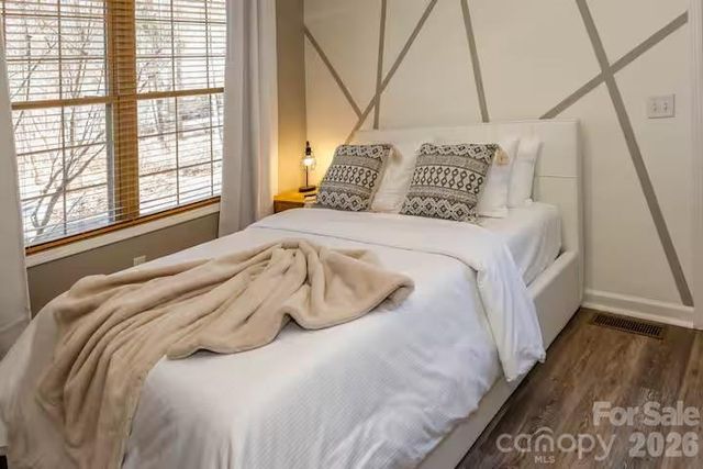 158 Pearson Circle, Lake Lure, NC 28746