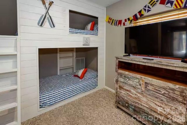 158 Pearson Circle, Lake Lure, NC 28746