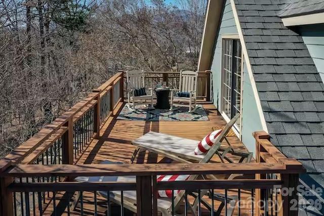 158 Pearson Circle, Lake Lure, NC 28746