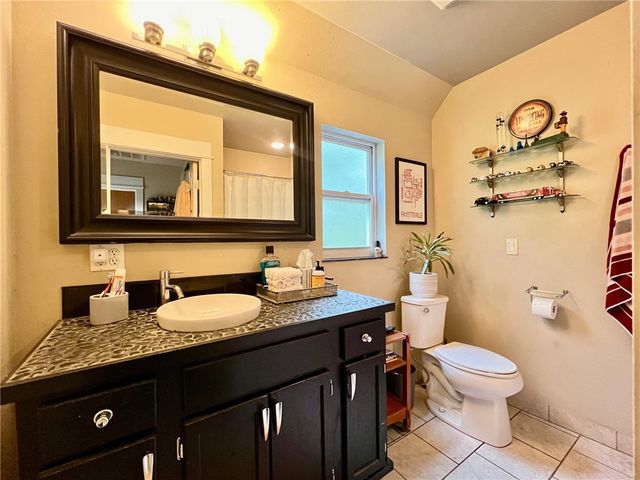 628 Mission Boulevard A, Fayetteville, AR 72701