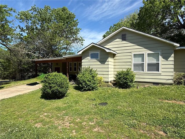 628 Mission Boulevard A, Fayetteville, AR 72701