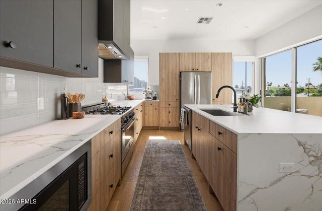 3150 E GLENROSA Avenue 1, Phoenix, AZ 85016