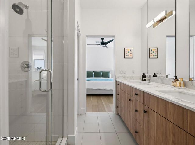 3150 E GLENROSA Avenue 1, Phoenix, AZ 85016