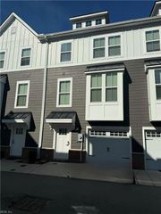 454 Westport ST, Norfolk, VA 23504