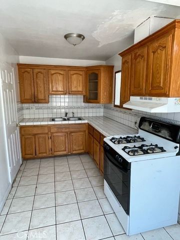 3127 W 134th Street, Hawthorne, CA 90250