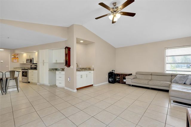 22210 HALLSTEAD AVENUE, Port Charlotte, FL 33952