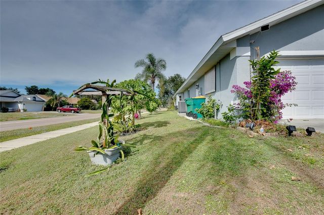 22210 HALLSTEAD AVENUE, Port Charlotte, FL 33952