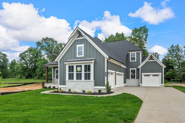 7292 Woodruff Dr, Fairview, TN 37062