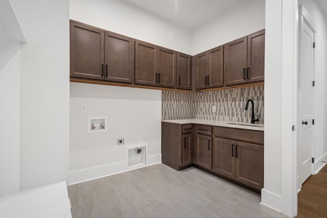 7292 Woodruff Dr, Fairview, TN 37062