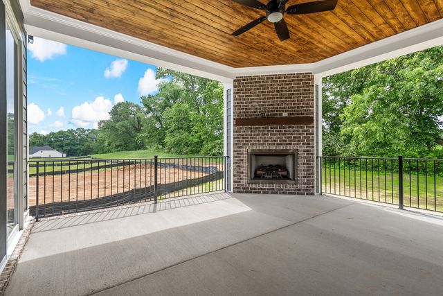 7292 Woodruff Dr, Fairview, TN 37062