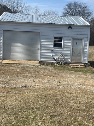 1399 Mason Road, Clarksville, AR 72830