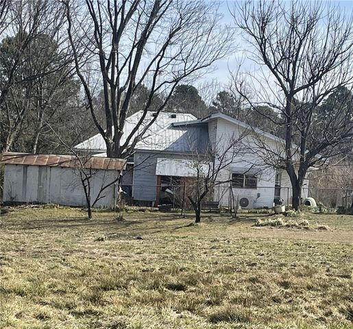 1399 Mason Road, Clarksville, AR 72830