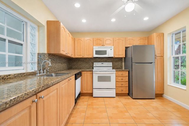 11326 SW 169th St V3944, Miami, FL 33157