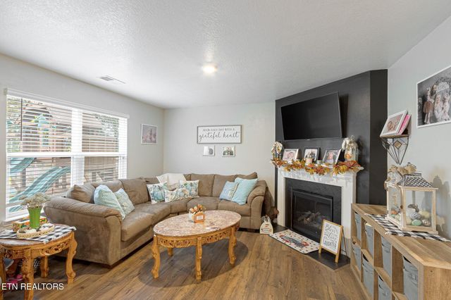 877 Greene Meadow Drive, Talbott, TN 37877