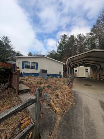 53 Stonebrook Lane, Blairsville, GA 30512