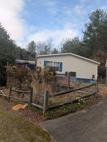 53 Stonebrook Lane, Blairsville, GA 30512