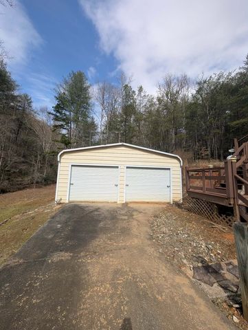 53 Stonebrook Lane, Blairsville, GA 30512
