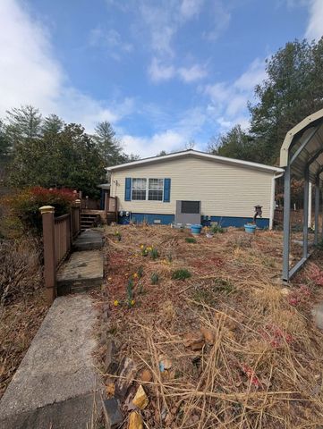 53 Stonebrook Lane, Blairsville, GA 30512