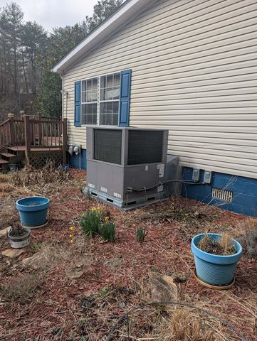 53 Stonebrook Lane, Blairsville, GA 30512