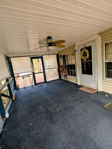 53 Stonebrook Lane, Blairsville, GA 30512